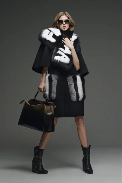 Look 27